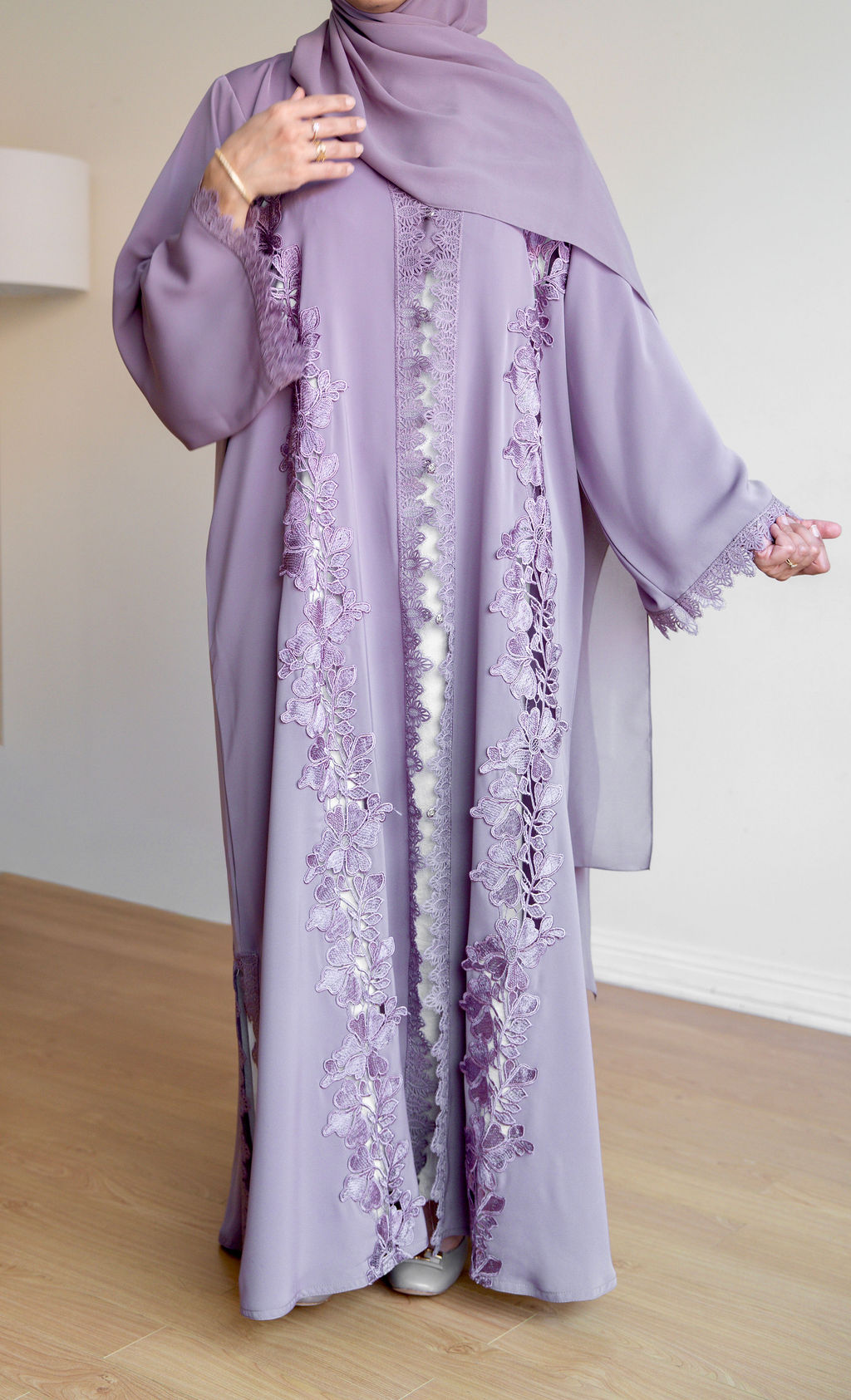 HAZE- Front Open Buttoned Nada Abaya