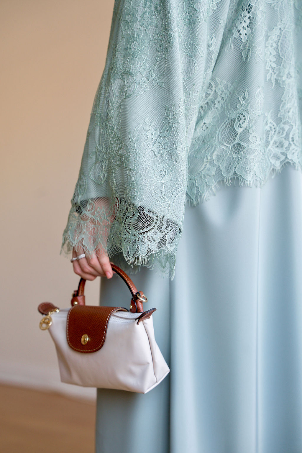 SAGE - Front Open Buttoned Nada Abaya