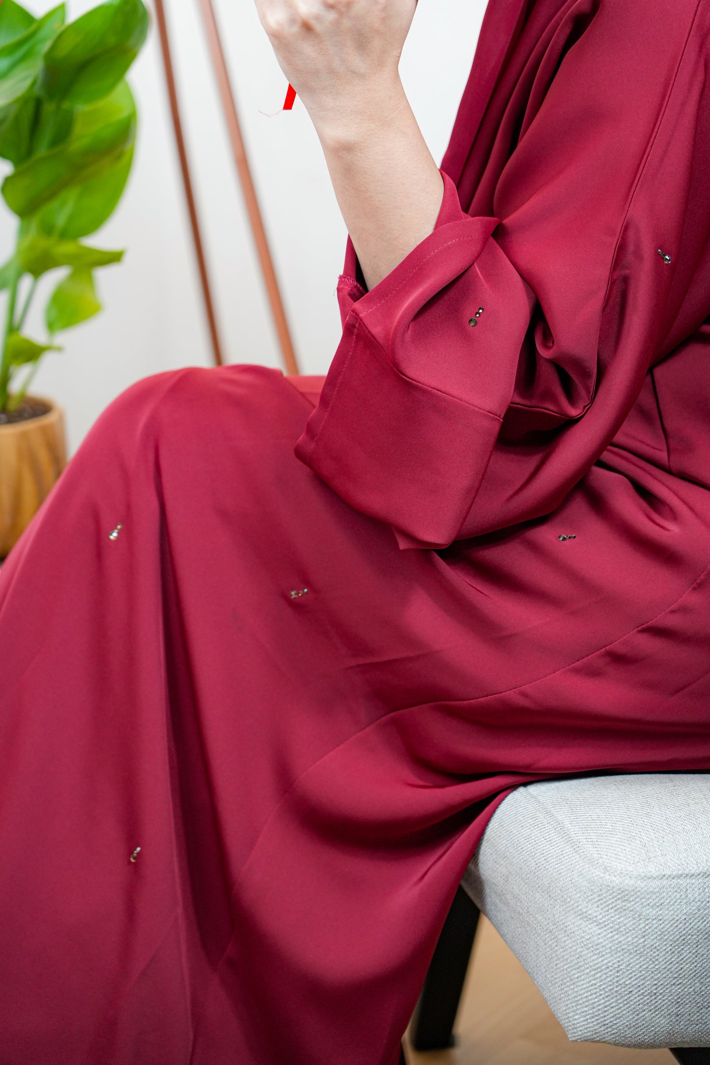 SUHA - Front Open Buttoned Nada Abaya