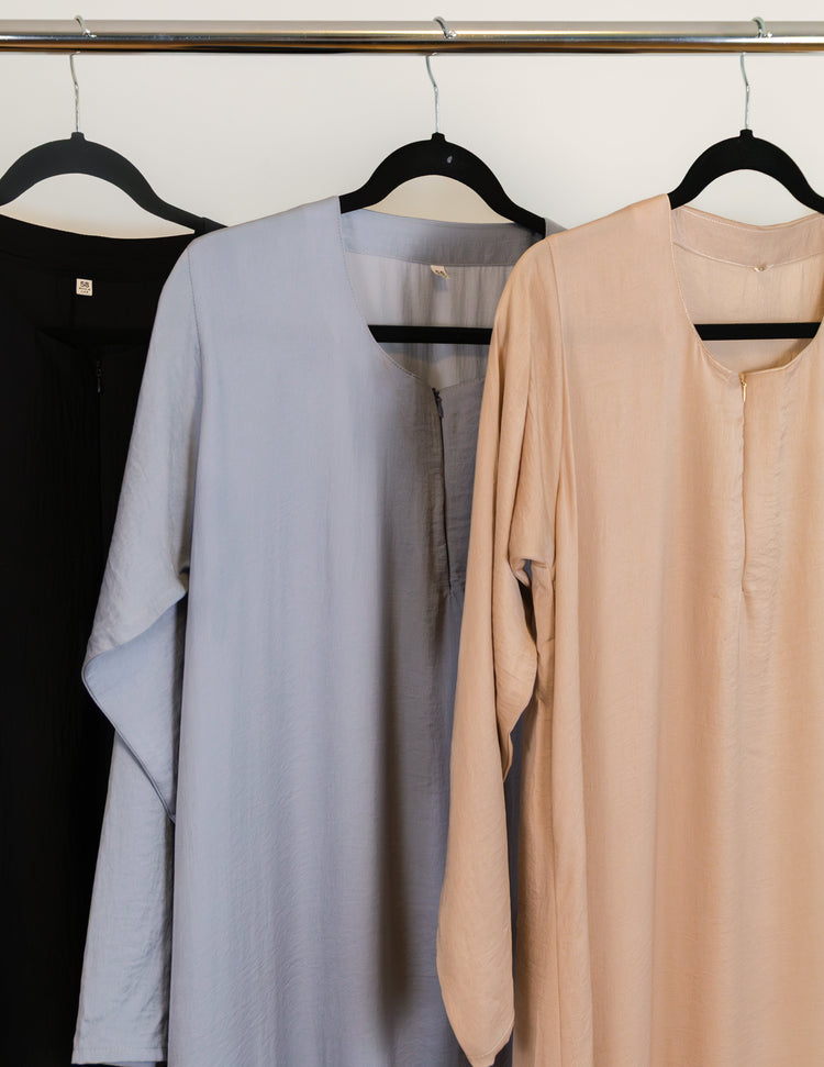 Nursing-Friendly Abayas