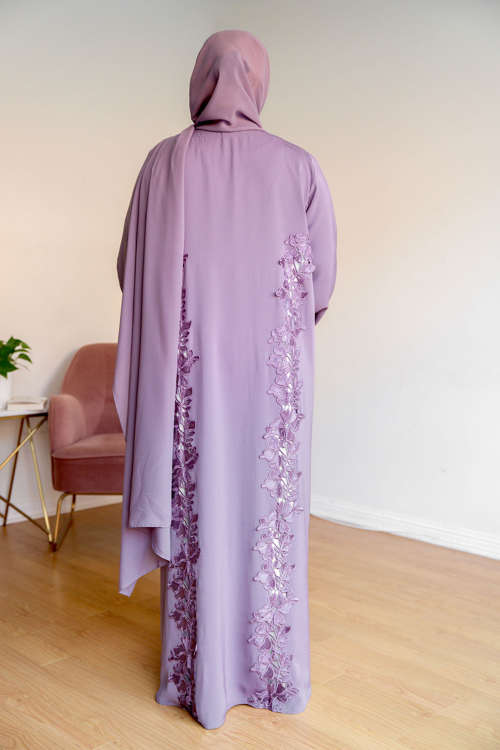 HAZE- Front Open Buttoned Nada Abaya