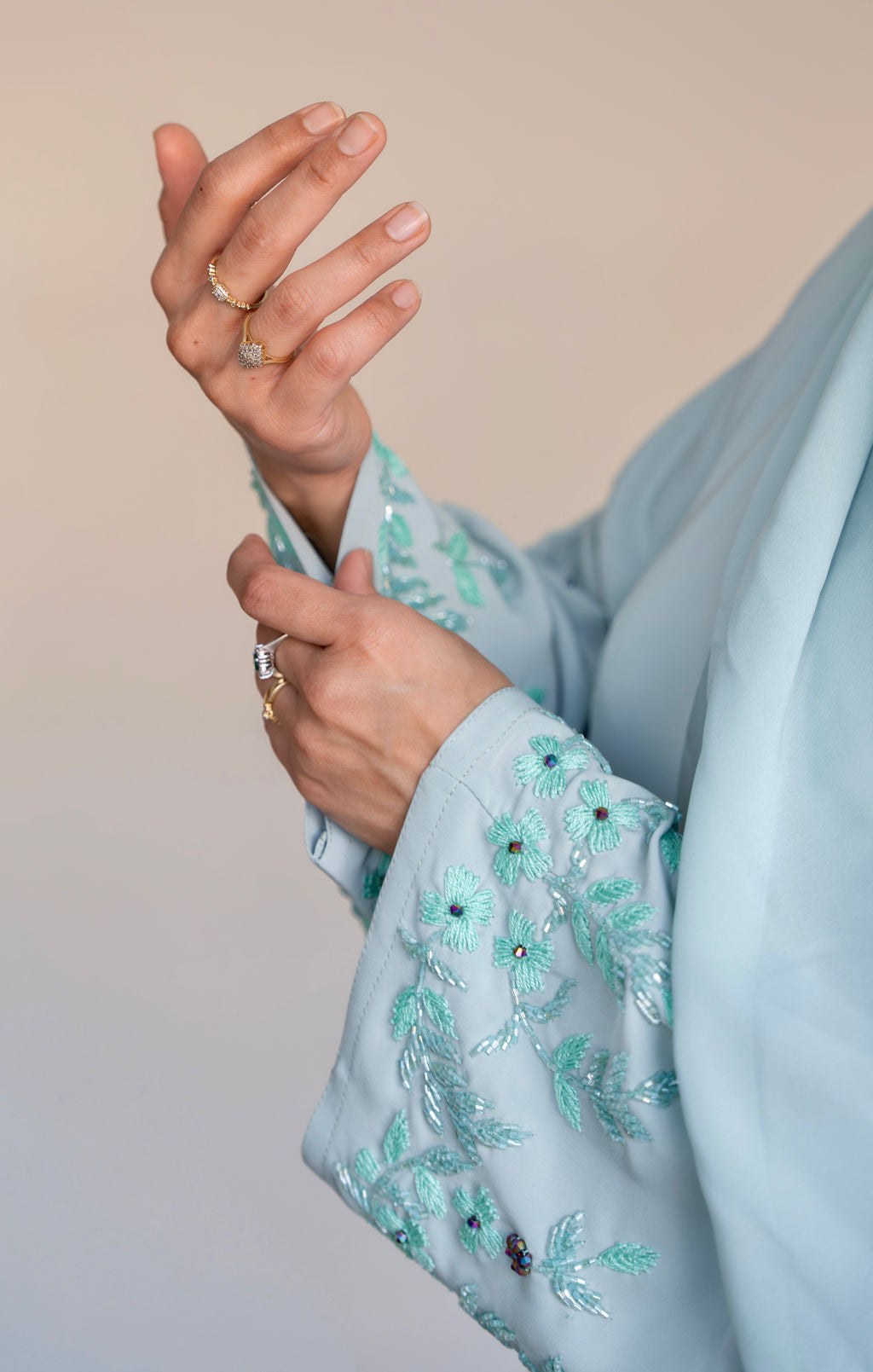 MIST - Front Open Buttoned Nada Abaya