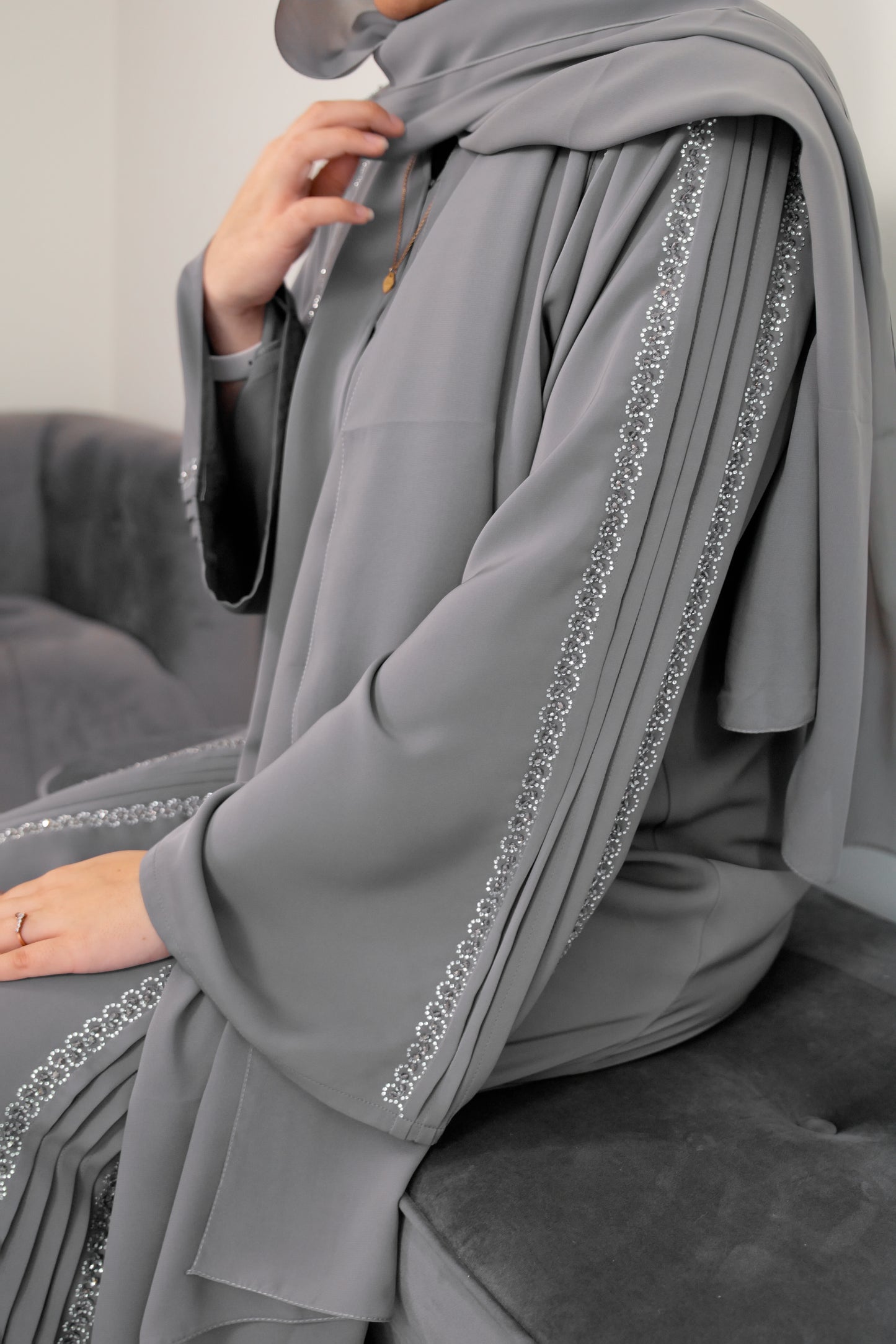 HIBA - Front Open Buttoned Nada Abaya