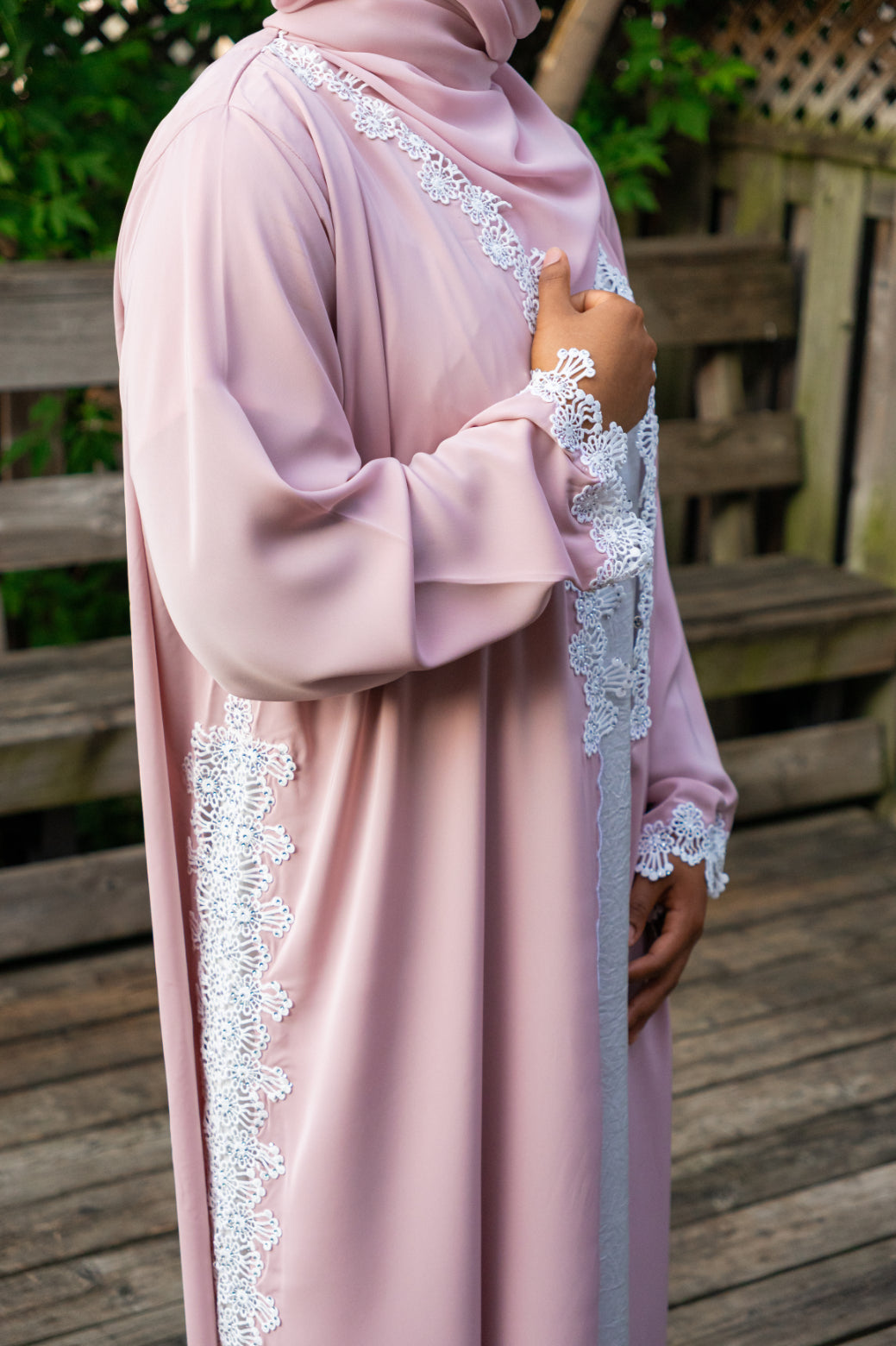WARD - 2-Piece Front Open Buttoned Nada Abaya Set