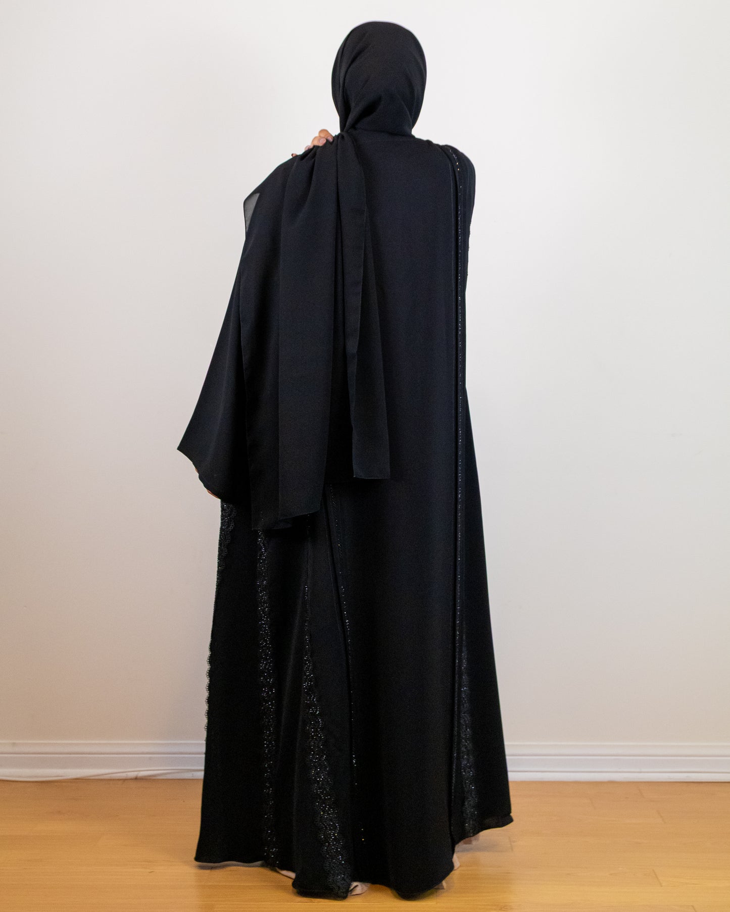 NAJMA - Front Open Buttoned Nada Abaya