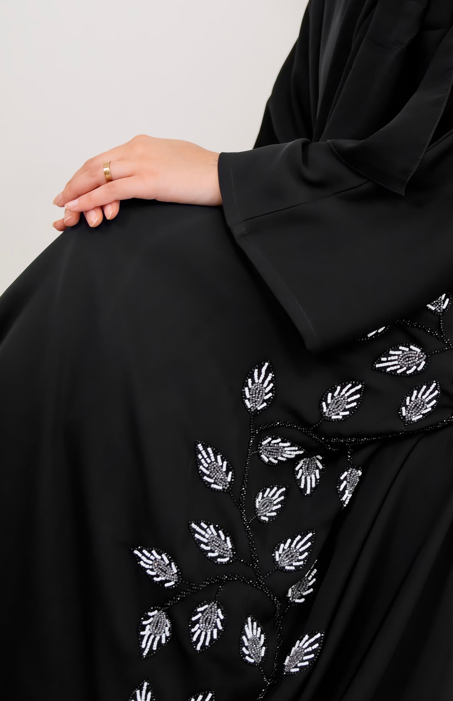 ZAHRA - Front Open Buttoned Nada Abaya